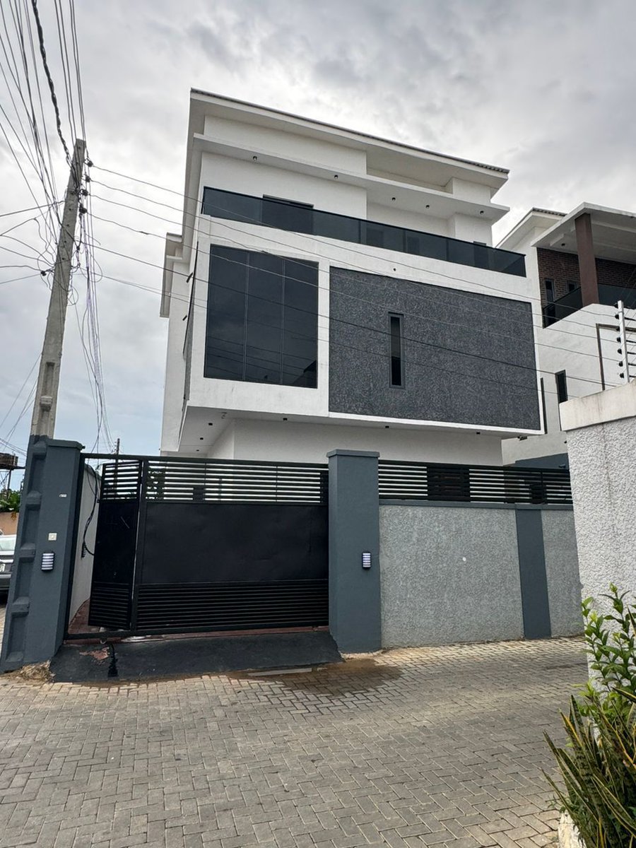 NimbleCasa's tweet photo. NEW LISTING!🔥
EXQUISITELY BUILT 5 BEDROOM FULLY DETACHED DUPLEX WITH BQ

📍Magodo Phase 2, Lagos
Price: 450 Million Naira
Title: Certificate of Occupancy

For Property viewing/Inspection, send a DM or
Call: +2349168584819

#realestatelagos #mainlandproperty #propertyforsale https://t.co/YNhNgKKm7n