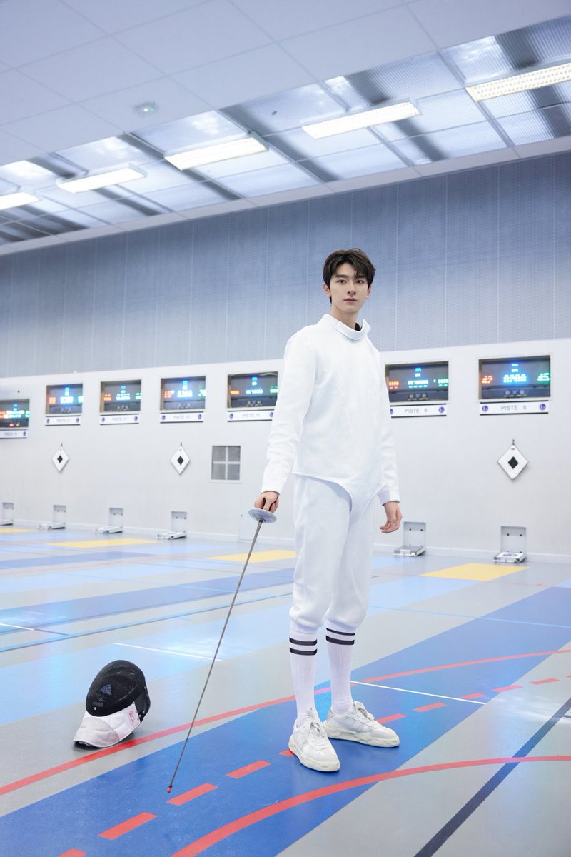 liemdrew's tweet photo. @miekarel Hi, I'm Andrew Mahendra Liem, you can call me Andrew or Jùn, which is my Chinese name. I'm a co-pilot, born in 1999, a cat lover and I enjoy fencing. What about you? What do you like to spend your time on? https://t.co/Rum8CCH2hI