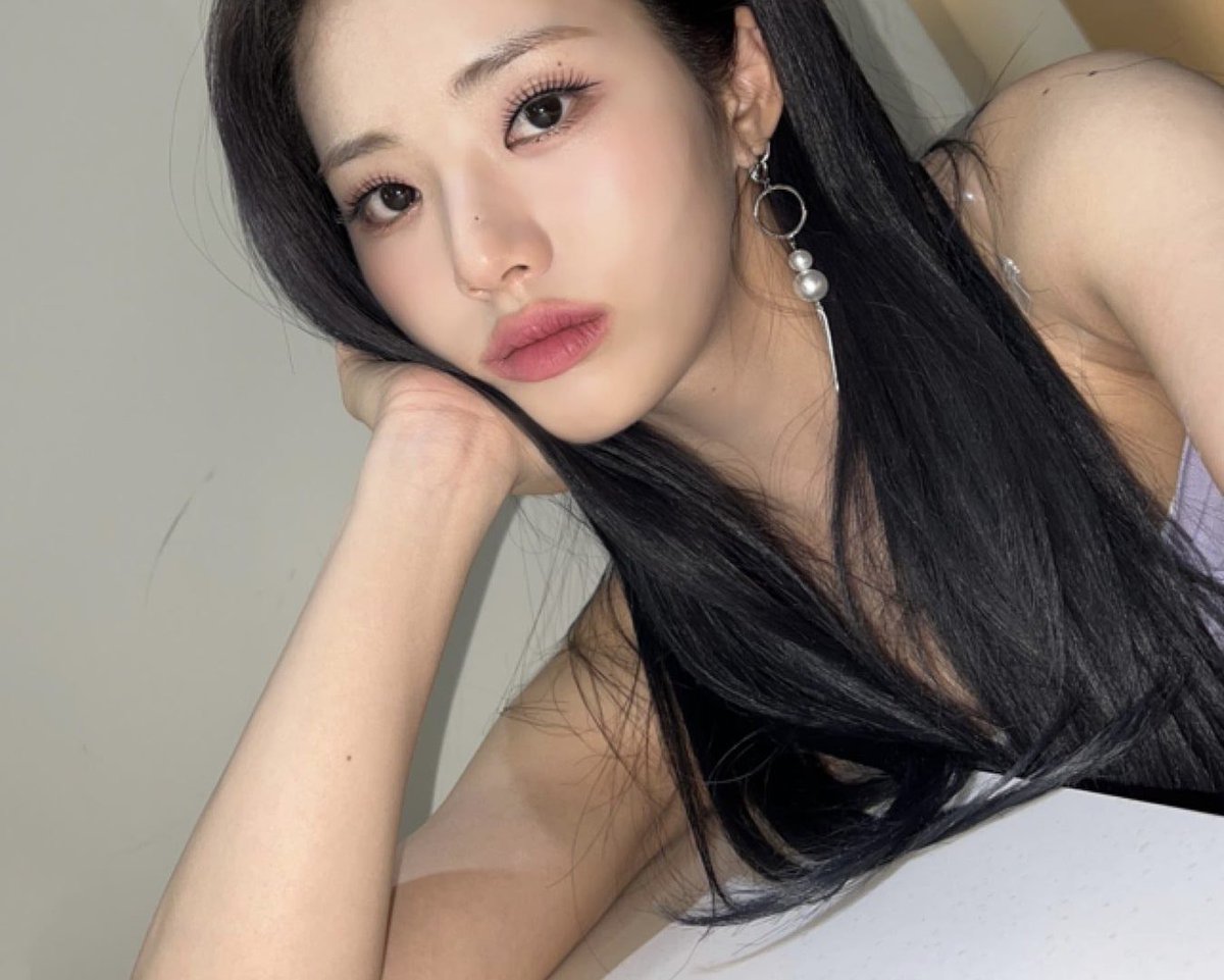 megan (@xjiwonpwarkx) on Twitter photo 