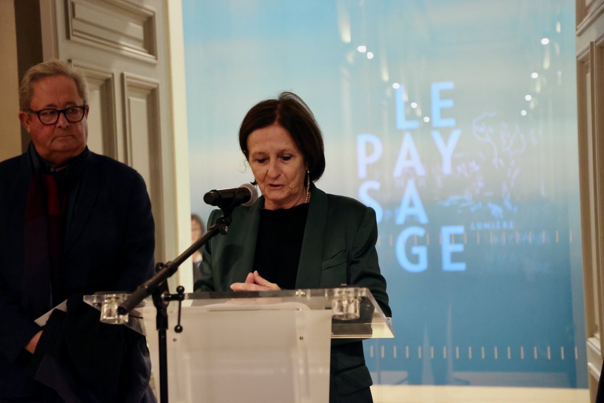 Josée Massi (@joseemassi) on Twitter photo Hier soir, le Musée d'Art de #Toulon dévoilait au public les nouvelles acquisitions faites par la <a href="/VilledeToulon/">Ville de Toulon</a> au cours des derniers mois. Un moment d’émotion et de fierté pour notre patrimoine culturel municipal !
Citons notamment la majestueuse toile de Vincent Courdouan, Hier soir, le Musée d'Art de #Toulon dévoilait au public les nouvelles acquisitions faites par la <a href="/VilledeToulon/">Ville de Toulon</a> au cours des derniers mois. Un moment d’émotion et de fierté pour notre patrimoine culturel municipal !
Citons notamment la majestueuse toile de Vincent Courdouan,