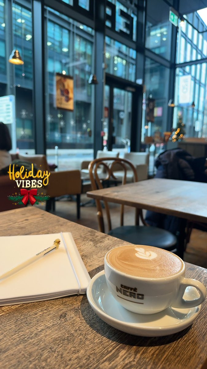 noufalbehairi's tweet photo. ✨❄️💜 #myGlasgow 🥹 #mycoffee #myphdlife #mycamera https://t.co/xv1h7f9lws