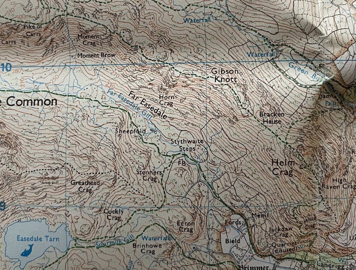 Lost dog?  Below Helm Crag ridge; Horn Crag area. Intermittent barking heard over a couple of hours while we were walking up to Easdale Tarn &amp; back down  Far Easdale.  We couldn’t see anything …