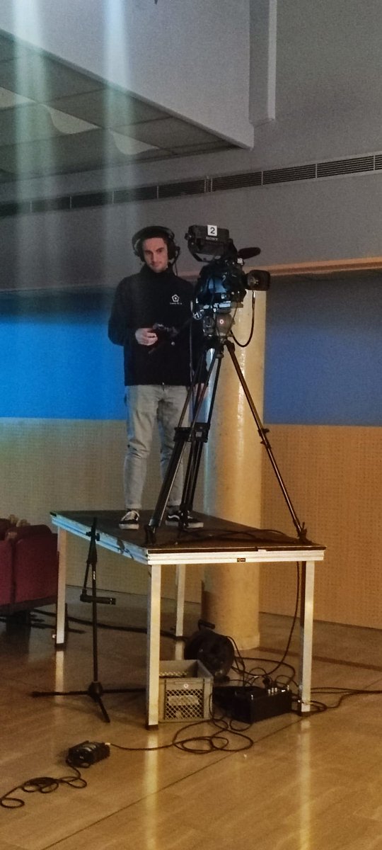 Escola General prim (@escolageneralp1) on Twitter photo Els nens i nenes de 2n hem assistit a la gravació del programa "Per Nadal, Nadales" amb la cançó "El món com un piano". Esperem que els nostres desitjos de pau arribin ben lluny!
#AdnPrim #totsfemescola #transformacióeducativa #tradicio #Nadal2024 #pública #XEPR #Reus <a href="/canalreus/">Canal Reus</a> Els nens i nenes de 2n hem assistit a la gravació del programa "Per Nadal, Nadales" amb la cançó "El món com un piano". Esperem que els nostres desitjos de pau arribin ben lluny!
#AdnPrim #totsfemescola #transformacióeducativa #tradicio #Nadal2024 #pública #XEPR #Reus <a href="/canalreus/">Canal Reus</a>