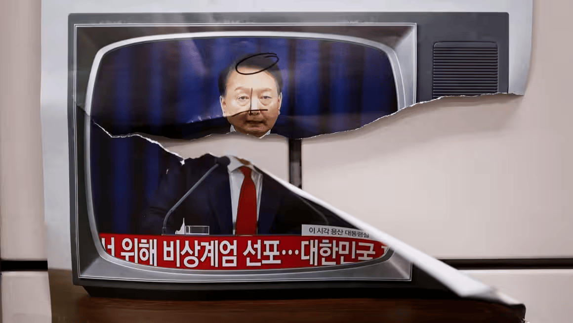 FinancialWeek's tweet photo. #Korea Yoon's demise has been foreseen in his violent bursts of fits and tantrums. Korean voters keep making wrong choices in candidates that are inexperienced and megalomaniacal. Go figure. https://t.co/aAyL9X69Ag