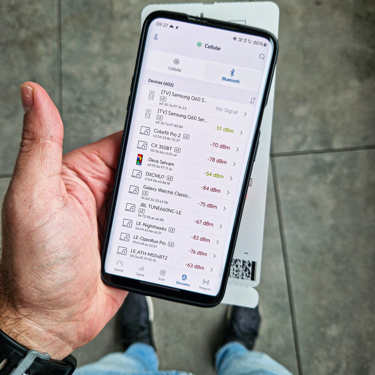 androidmalware2's tweet image. Discovered 600+ #Bluetooth devices at the airport. Wonder how many of them are patched against Bluetooth pairing vulnerability that leads to 0-click RCE (CVE-2023-45866) #BlueDucky
mobile-hacker.com/2024/03/26/blu…