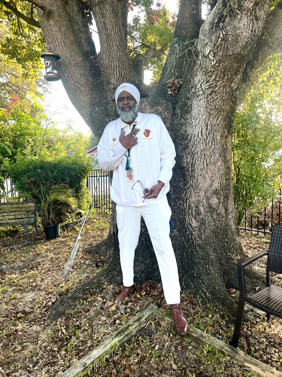 Happy Sabbath Cuzos from Rabbi Ninesun Amaru Bey <a href="/da13thsun/">da13thsun™</a> I love how your Abba is rocking his Lionhearted sweater from our Beloved SeaSuns <a href="/kmacelbey/">KMAC Th Lionheart13™</a> and his turban from our <a href="/telohv13ey/">Teloh V 13ey™🇭🇹</a> 13Love 13xs Forever Always! 9.13