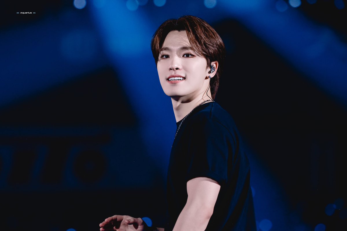 AquariusDino211's tweet photo. 241214 SEVENTEEN [RIGHT HERE] WORLD TOUR IN OSAKA

#세븐틴   #SEVENTEEN   #dino  #디노 
@pledis_17 https://t.co/Cg9hYCbU48