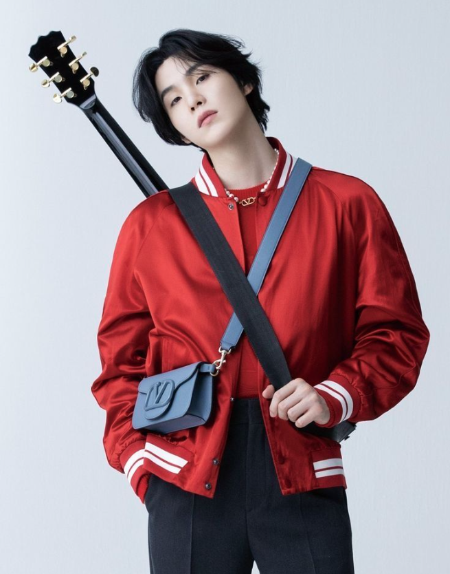 About Music tweet media