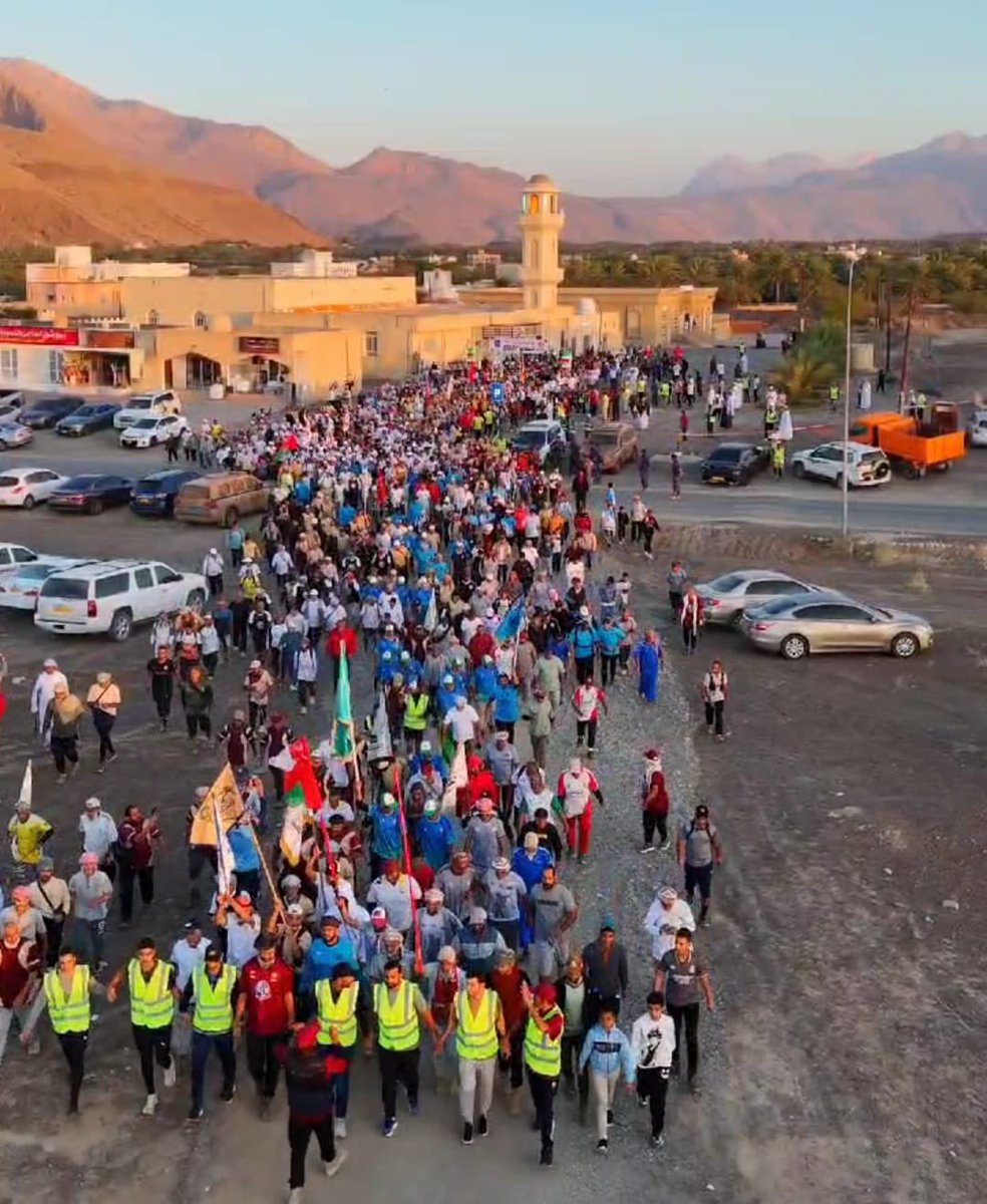 شارك فريق دن للمسير و المغامرات صباح اليوم بالمسير الذي نظمه فريق وادي سيفم للمسير و المغامرات بقرية سيفم بولاية بهلاء بعنوان (الولاء والعرفان 54) بمشاركة واسعة لفرق المسير من مختلف محافظات سلطنة عمان تحت رعاية سعادة الشيخ عمر بن علي الجنيبي عضو مجلس الشورى ممثل ولاية بهلاء ..