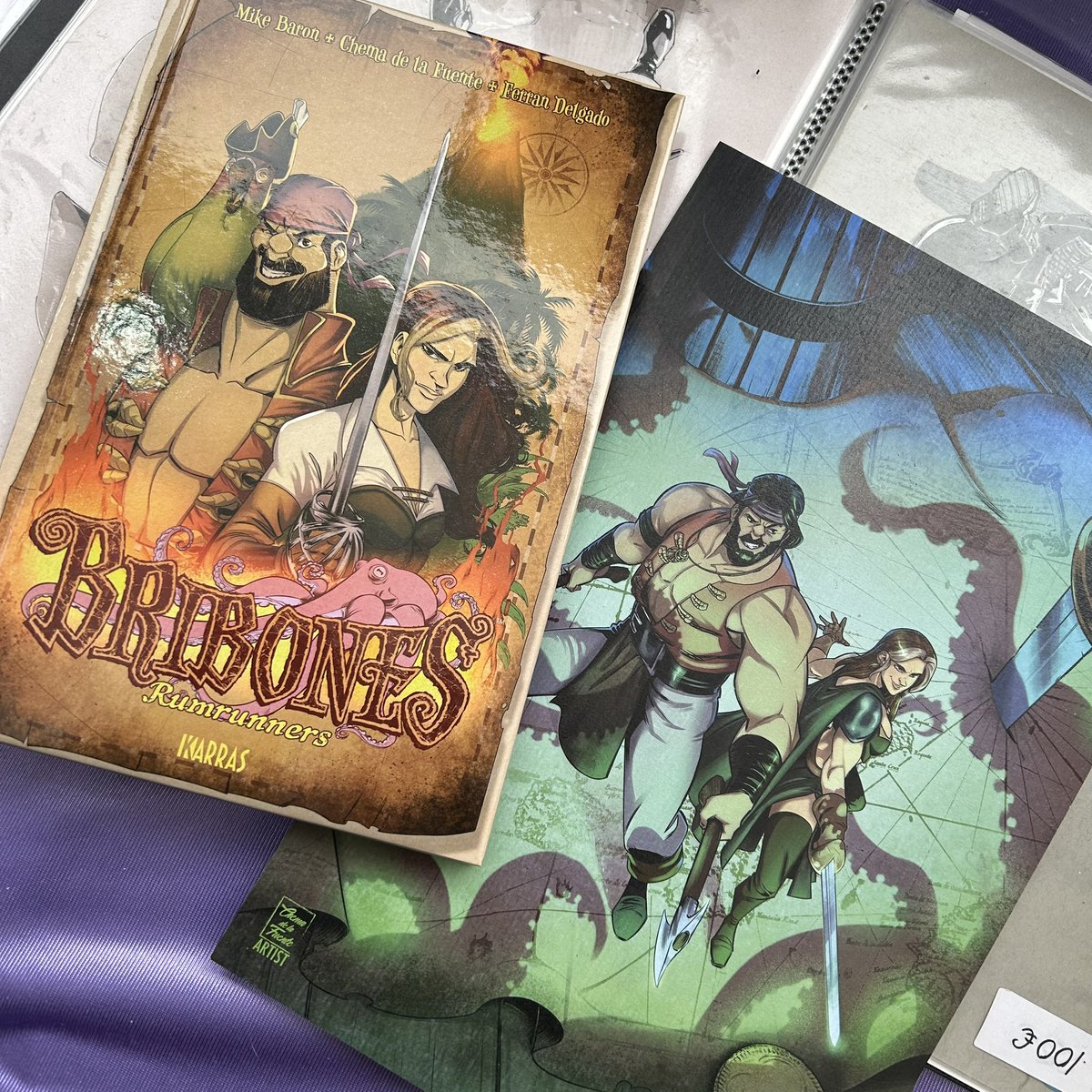 Si os pasáis por la #FeriaAlternativaDelLibro de <a href="/ACultuPodemosCM/">Área de Cultura Podemos C. Madrid</a> y compráis vuestro Bribones Rumrunners de <a href="/ComicsKarras/">KarrasComics</a> ¡os lleváis print en exclusiva!