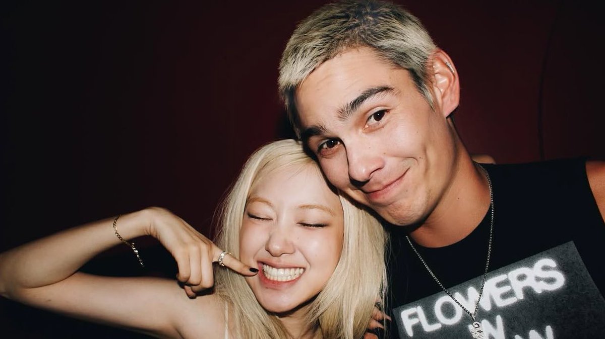 _itsmath's tweet image. thank you toxic till the end mv 🥺