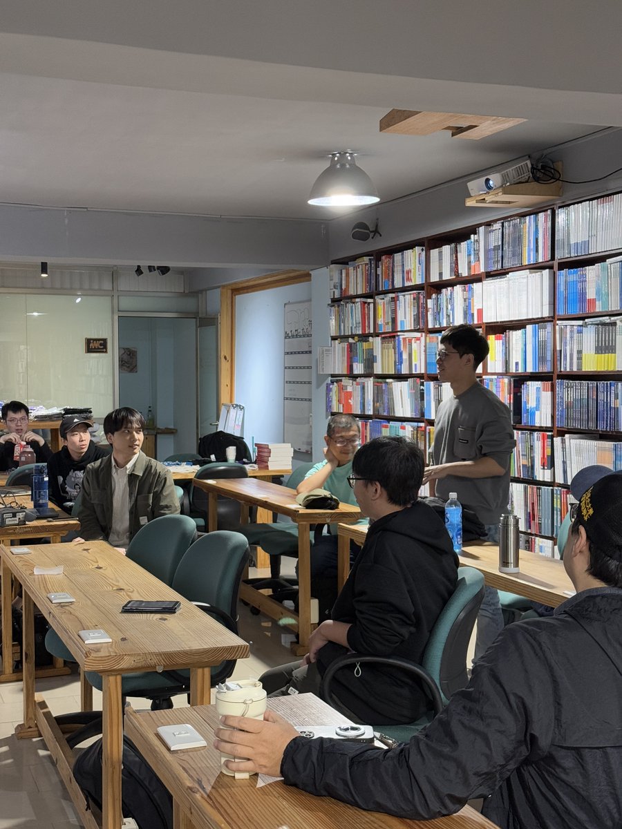 yiichenhi's tweet image. Flutter Taipei Meetup #19 on 26 November  

Yii Chen - Flutter November Recap 
Eason - Audio Platform development pain points and how to improve User Experience 
Dustin - Why Flutter is different from what I thought  

Recordings will be on @FlutterTaipei YT channel

#Flutter
