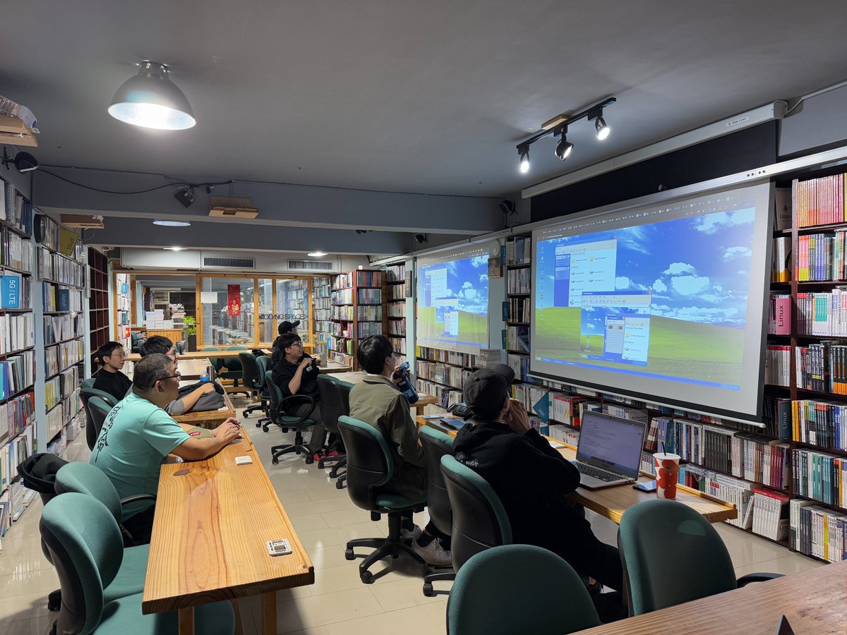 yiichenhi's tweet image. Flutter Taipei Meetup #19 on 26 November  

Yii Chen - Flutter November Recap 
Eason - Audio Platform development pain points and how to improve User Experience 
Dustin - Why Flutter is different from what I thought  

Recordings will be on @FlutterTaipei YT channel

#Flutter