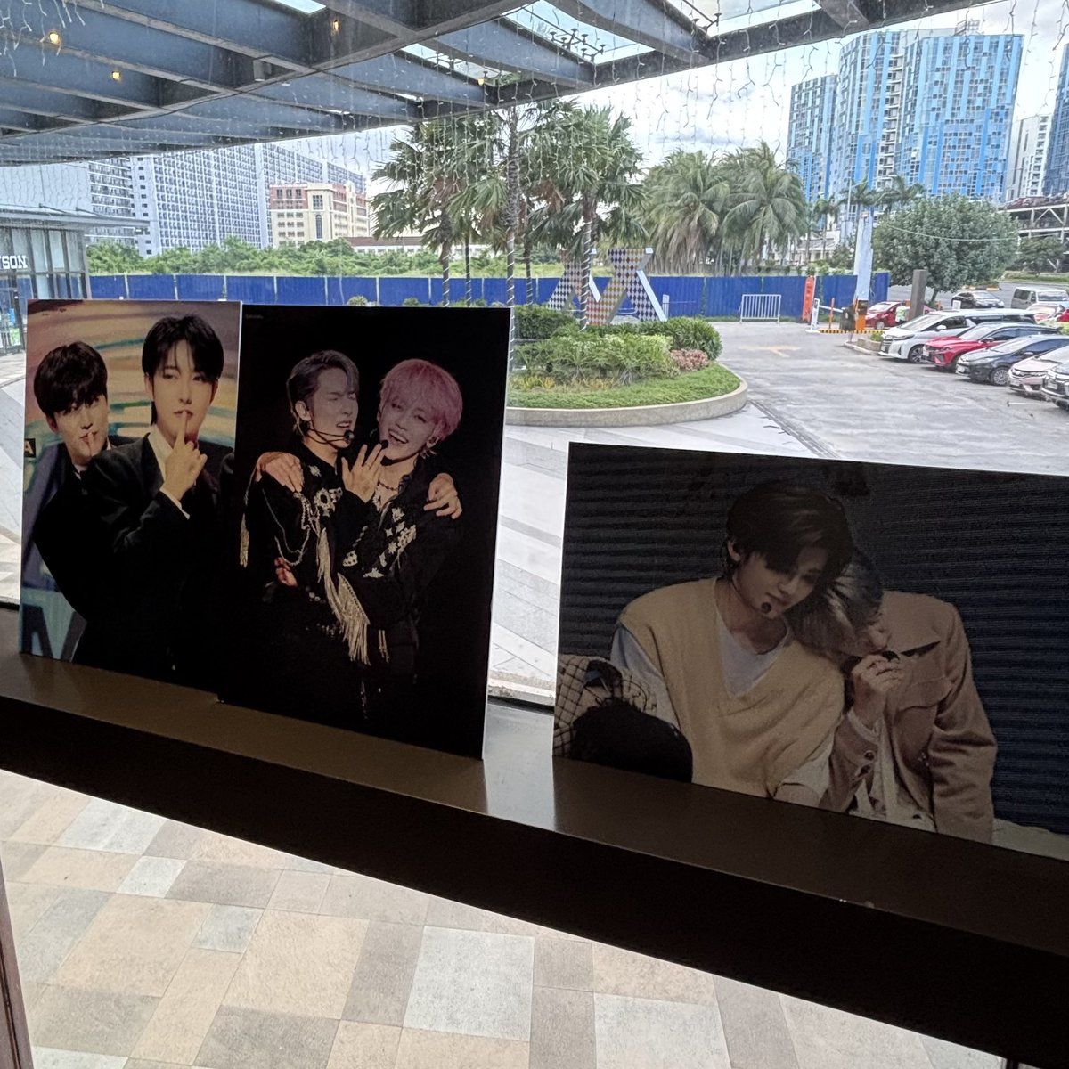 pldklm's tweet image. arrived late but it’s still an event i’ll never forget, thank you directors &amp;amp; jaemrenists !💖💛

୭ ✧ ˚ #JaemrenDrunkInLove @427studios