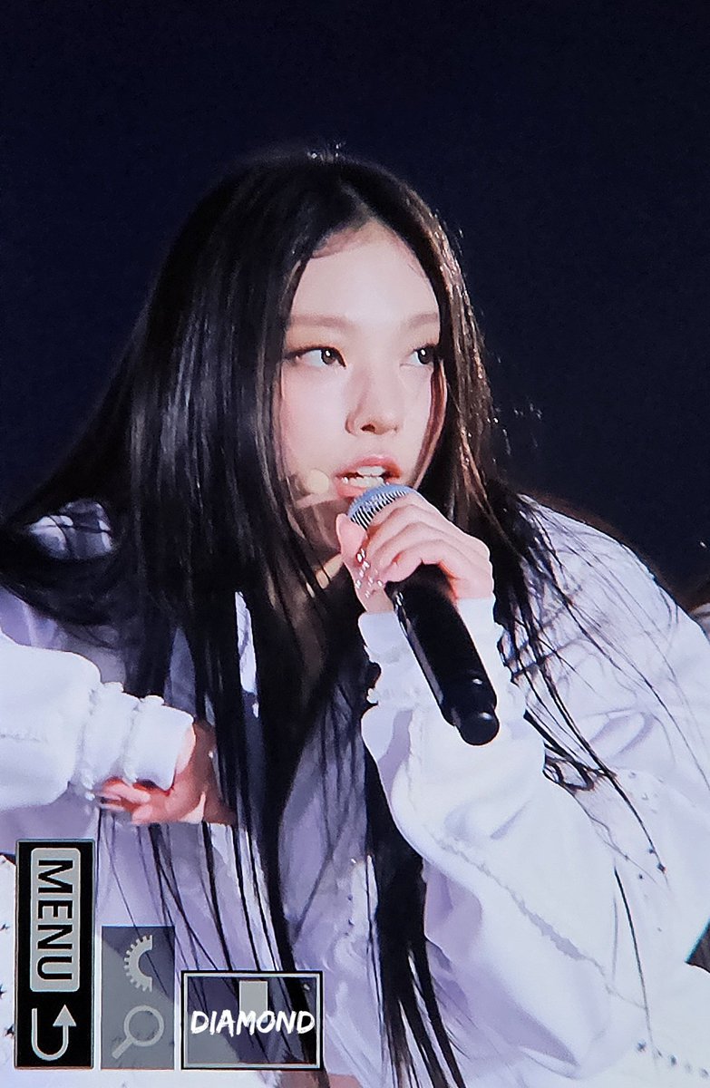 241214 pre

#NewJeans #뉴진스 #해린 #HAERIN