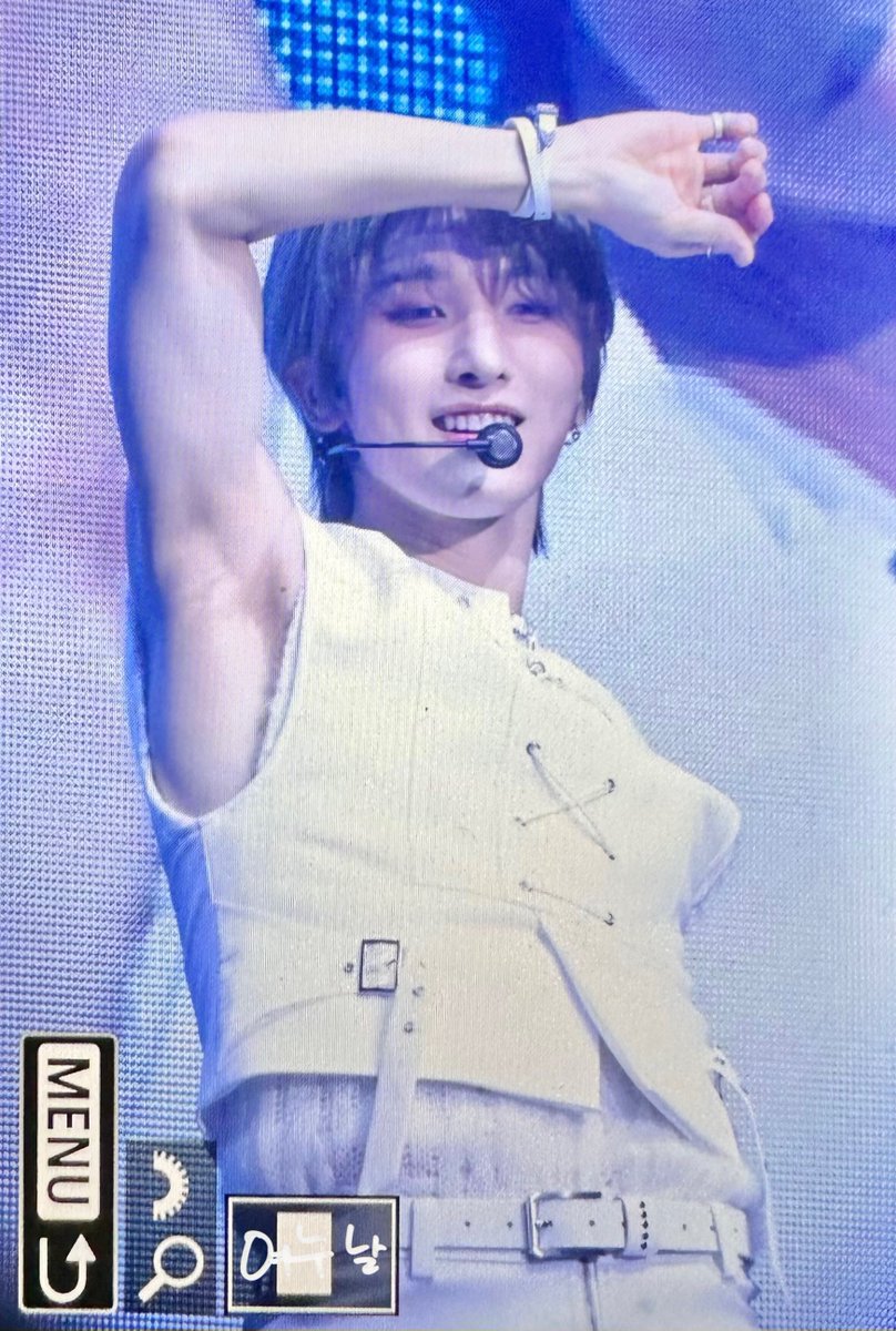 241214 미니 라이브 IN YOUR DAY

#연우 #YEONWOO
#나우어데이즈 #NOWADAYS