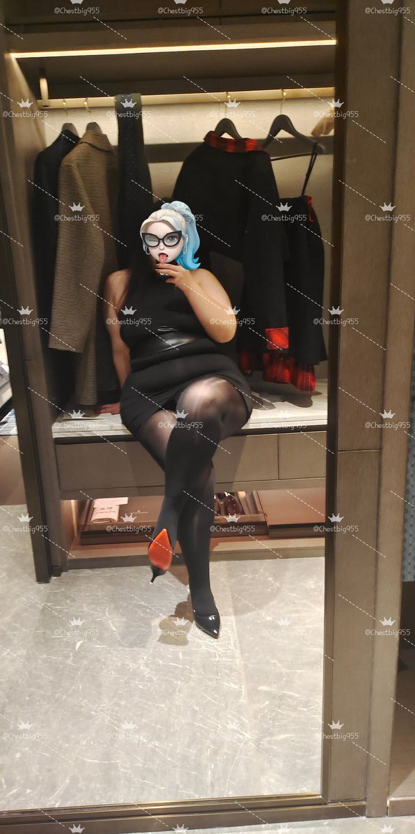 福利姬玖分享的黄推图片2 - 网红私拍内容