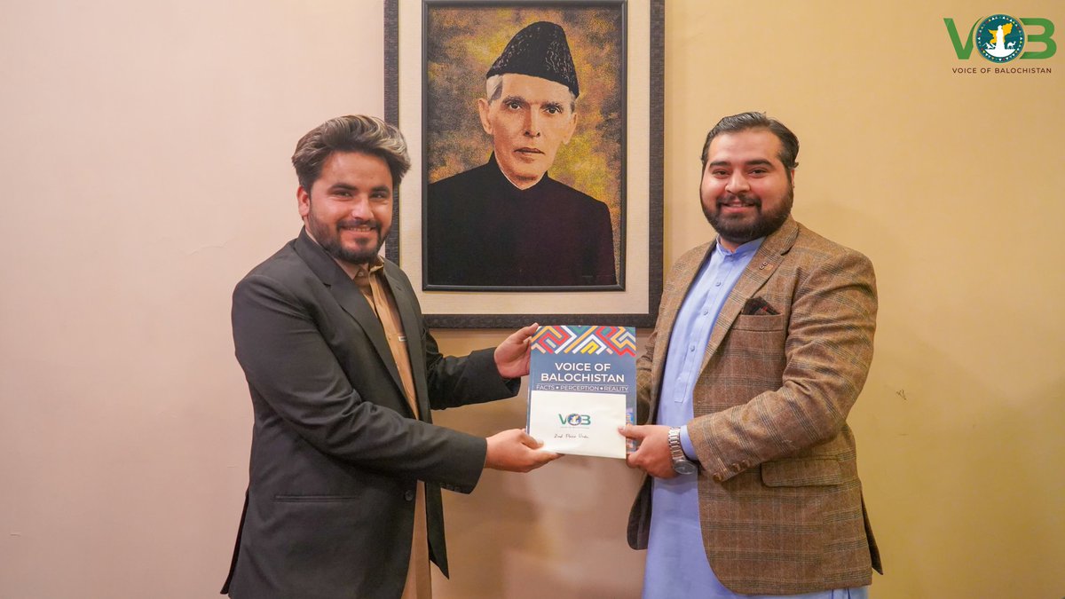 VOBUrdu's tweet photo. وائس آف بلوچستان کے تحریری مقابلے کے فاتحین کو نقد انعامات اور لیپ ٹاپس دیے گئے، جبکہ ان کی تحریریں ہمارے نیوز لیٹر کے تازہ ترین شمارے میں شائع کی گئیں۔ (1/3) https://t.co/8jn1XFTLSB