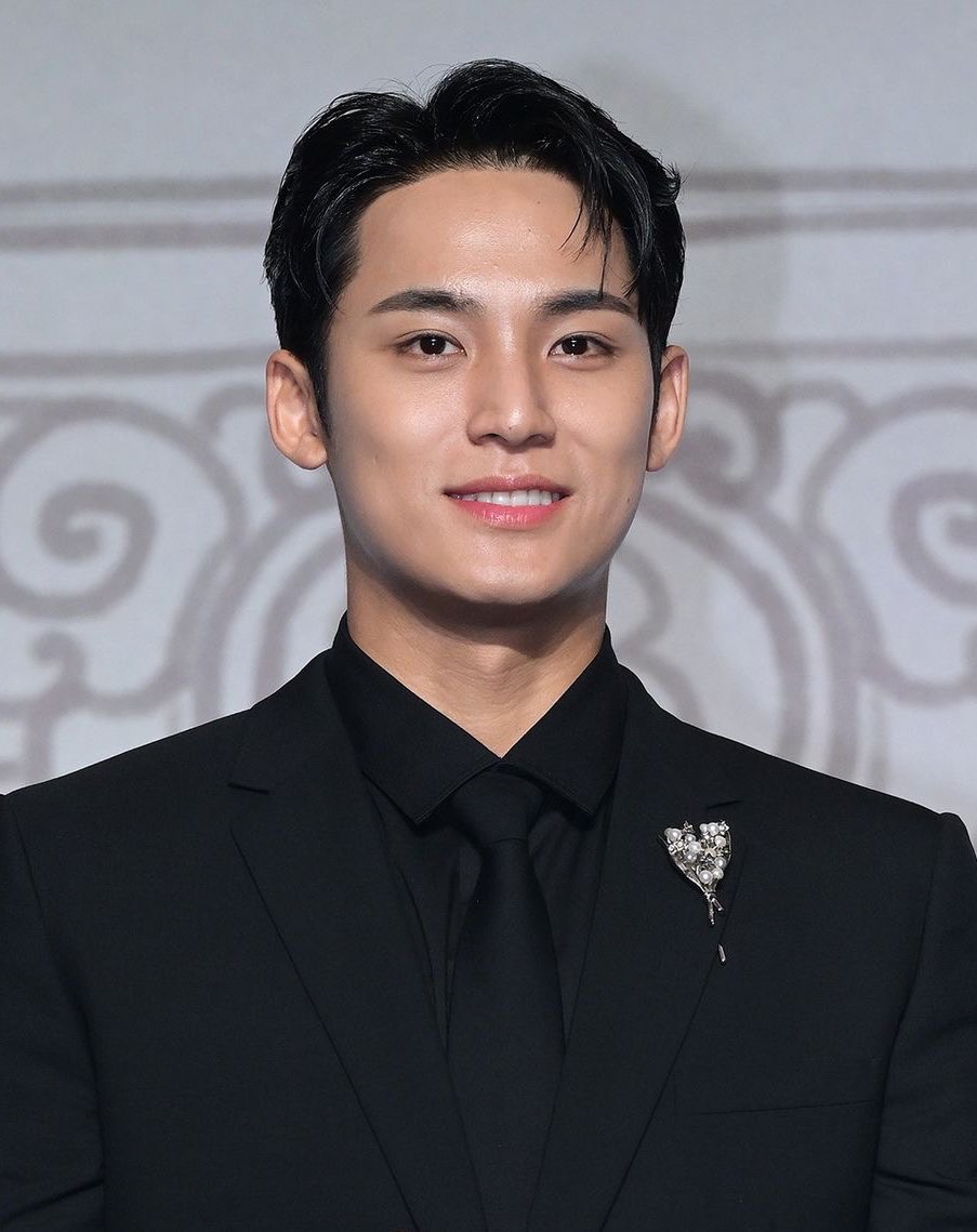 Priest Mingyu #SadaZeinJourney tweet media