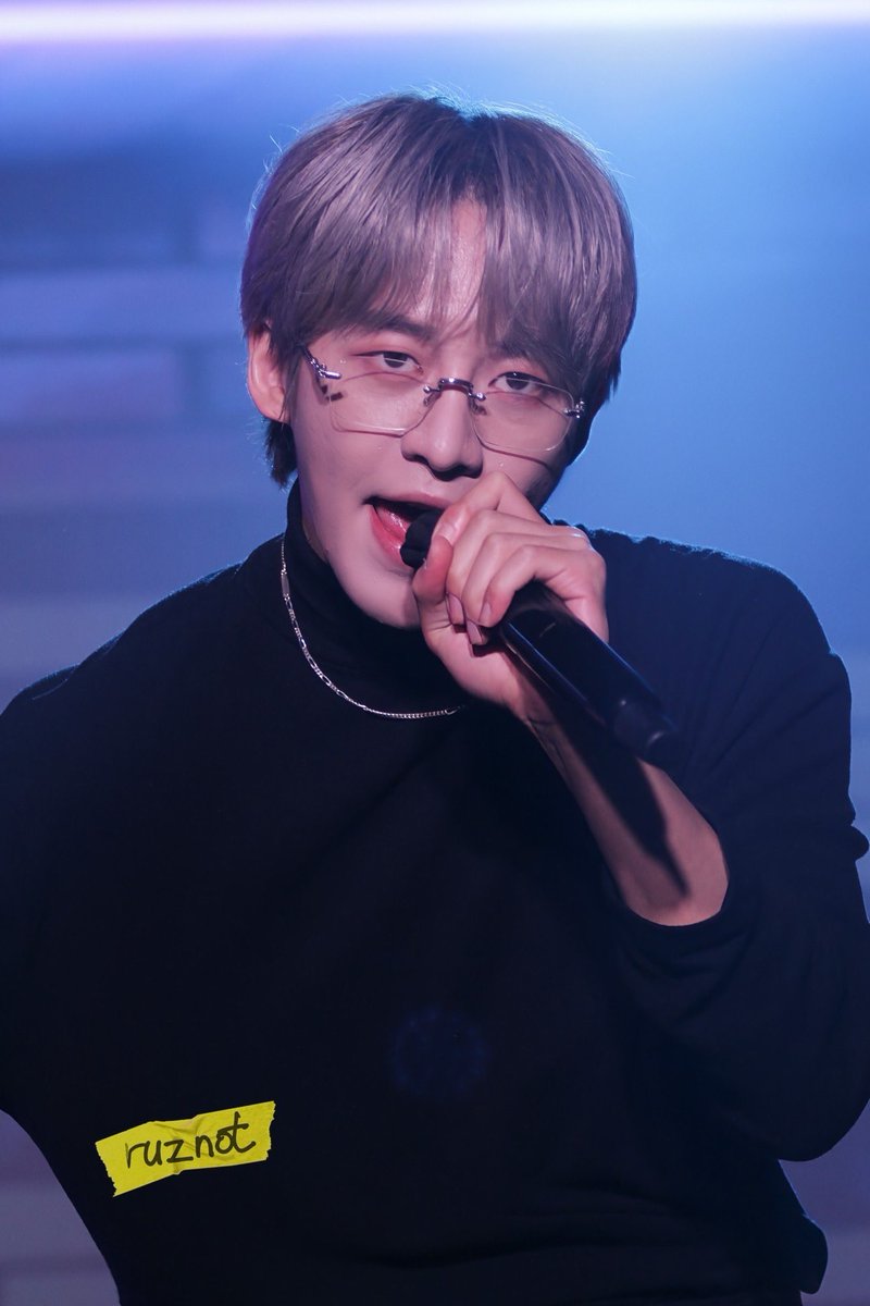 241206
ジェイフン「iPhoneつくるひと…」

#뉴앤비 #newandb #ジンソク #진석 #JINSEOK  <a href="/parkjinseok98/">진석</a>  <a href="/NewAnd_B/">newand.b_official</a>