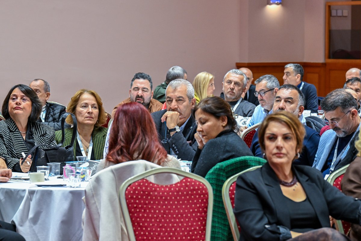 Yönetim Kurulu Başkanımız Yusuf Hacısüleyman, turizmde yaşanan ziyaretçi artışının turistik hizmetlerin ve alışverişin artması anlamına gelmediğini belirterek, “Bu nedenle gelen ziyaretçi sayısındaki artışların, ticari kazançlara veya gelir artışına dönüşmediğini görmekteyiz.