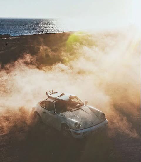 beyondcoolmag's tweet image. #almostfriday #porsche964 #carrera2 #eatmydust #style #california #luxury #sportcar #sportcars #luxurycars #luxurycar #surferslife #landscapephotography #travelphotography #carphotography #carsofinstagram #instacar #beyondcoolmag #motion #travel #urban #life
