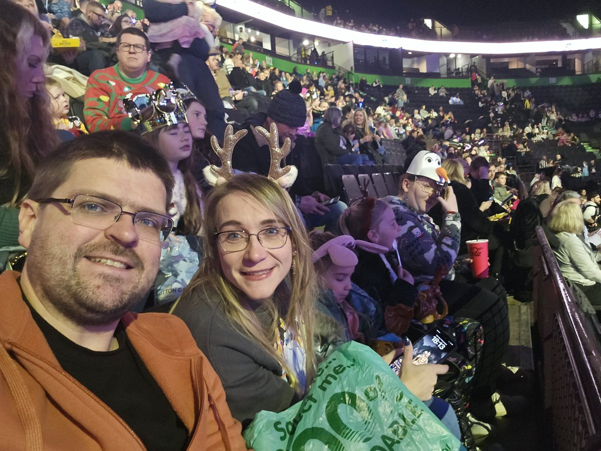 Andrew Bates tweet media