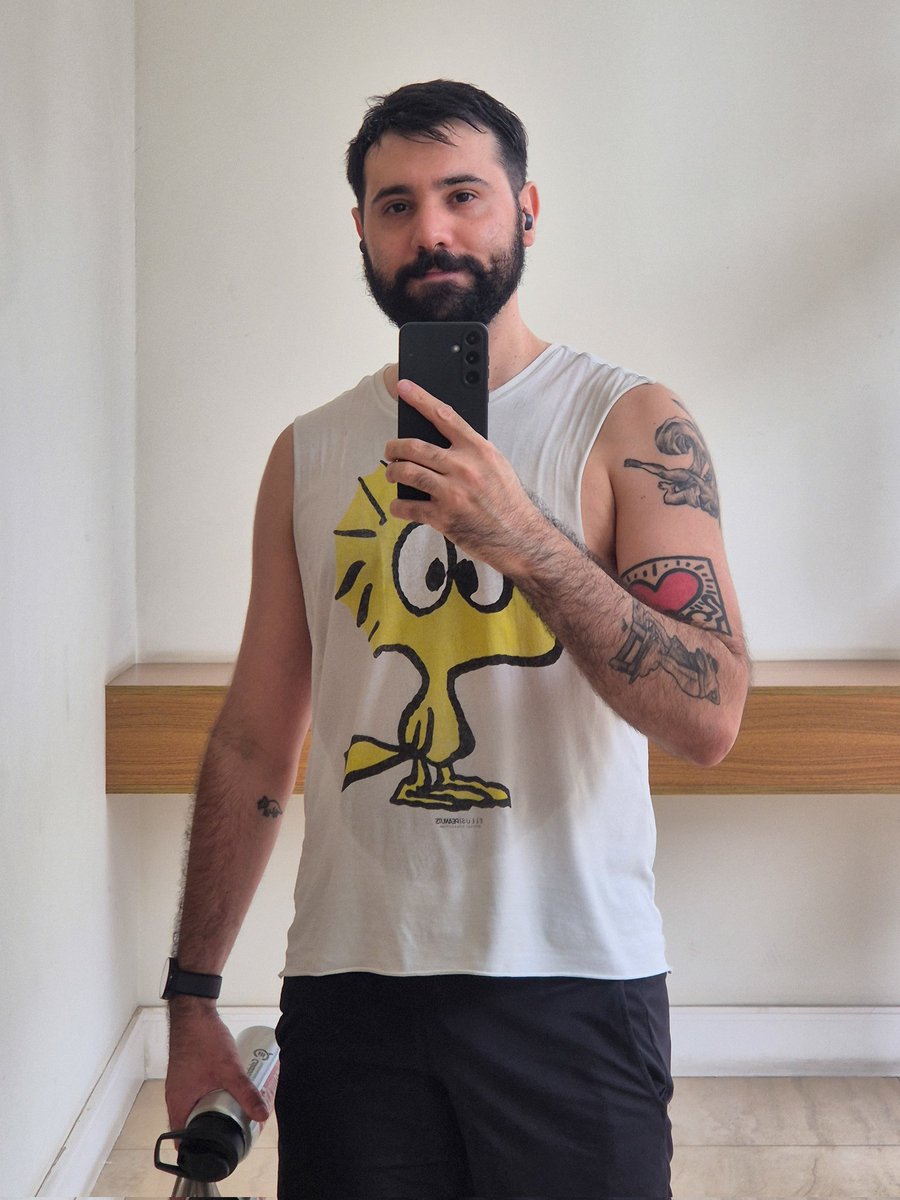 cocilinho's tweet photo. cortei o cabelo e malhei meninas gostaram?? https://t.co/u02LiwjDBg