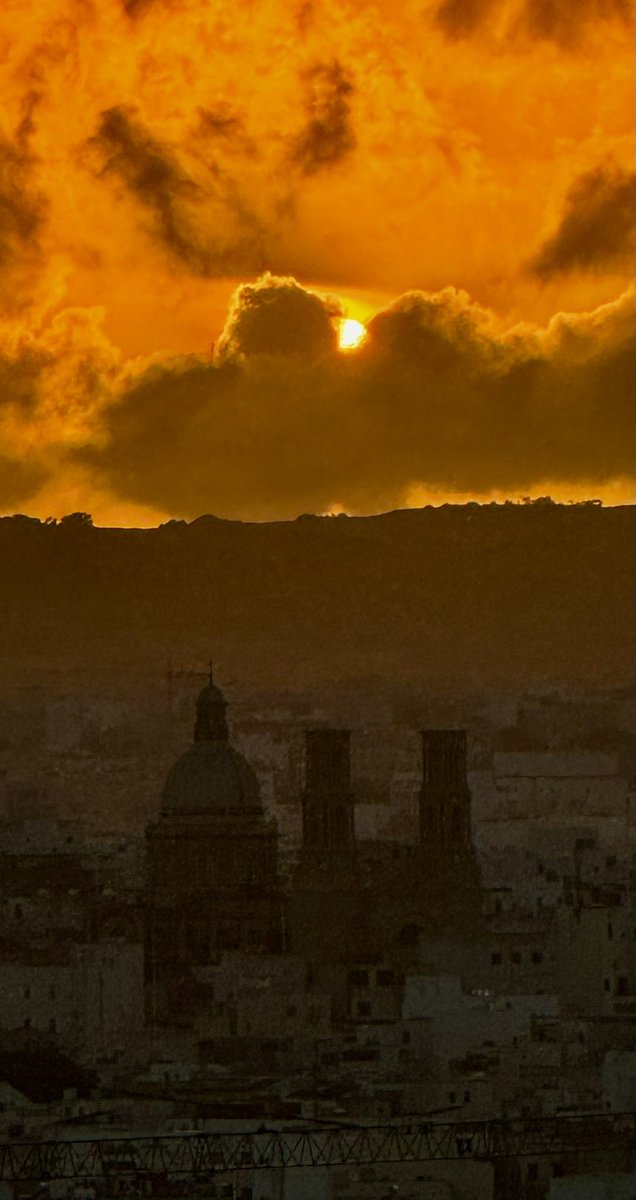 heyneurosurgeon's tweet image. #SettingSun