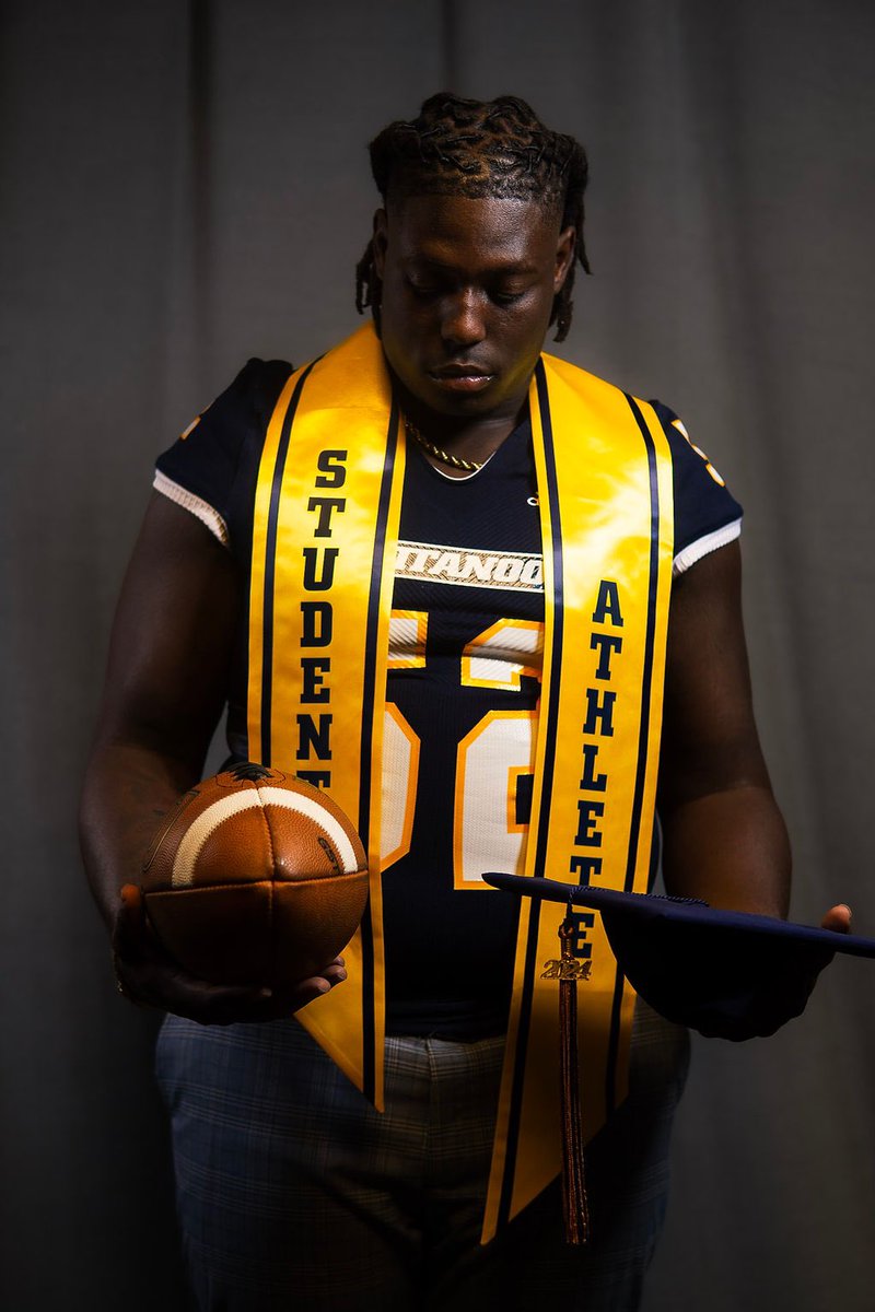 THANK YOU CHATTANOOGA 💙👨🏾‍🎓