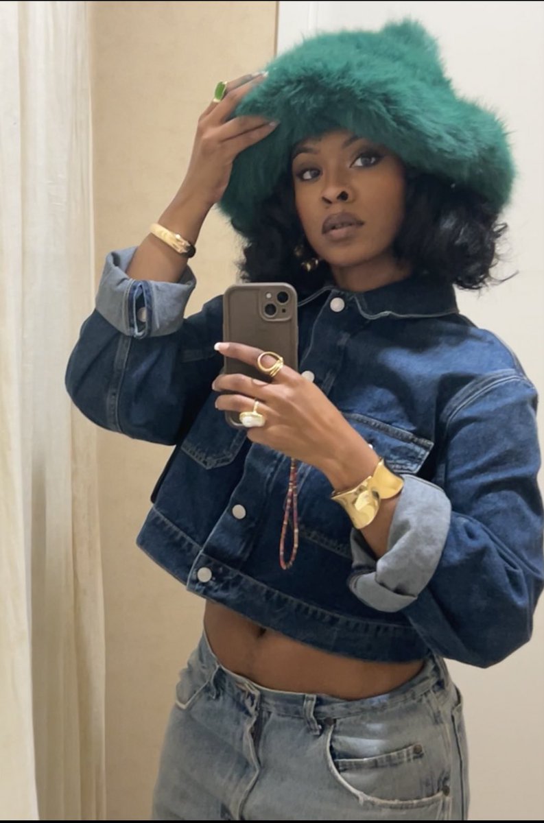 _NikSpace's tweet image. Bury me in denim pls