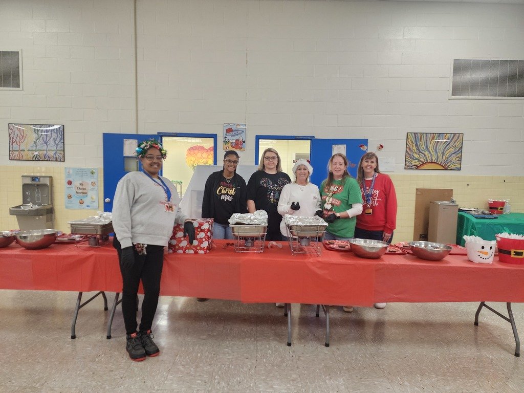 RBWTinyTigers's tweet photo. We had a wonderful turnout for our annual Santa Breakfast. it was great to see our former, present, and future students and their families. Thank you to McDonald's and Home Depot for donating to our event! https://t.co/kb3naP3EQ0