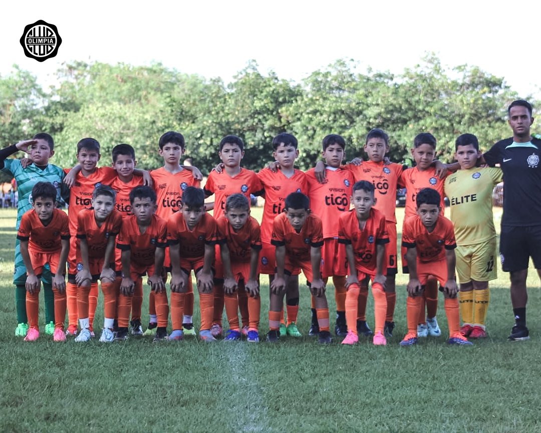 🔜 ¡Por el pase a la final!

Las categorías 2013 y 2015 se juegan esta tarde el boleto al partido por el título del Sudamericano 2024. ⚽️

¡Vamos con todo, chicos! 💪🏻

#SoyDelOlimpia ⚪️⚫️⚪️