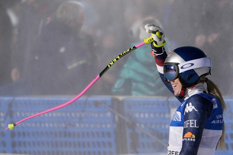 lindseyvonnfans's tweet photo. You skied great @lindseyvonn 😃⛷️👏🏻 It was great to see back in the World Cup & watch you race on TV again 😊 We‘re proud of you! Go Lindsey Go ⛷️ #lindseyvonn #usskiteam #beavercreek #forerunning #worldcup https://t.co/ifJAko1zrN