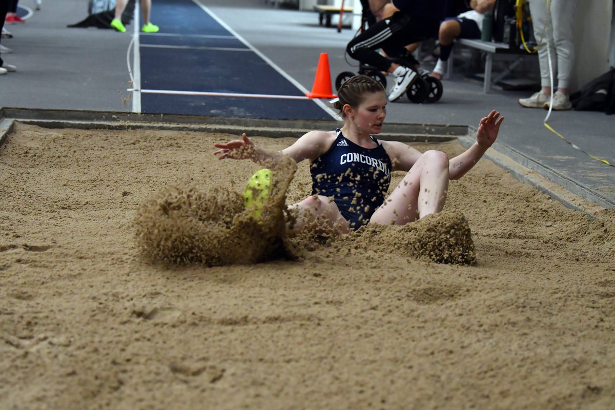 cunebulldogs's tweet image. 🎽 | The race walking, the vaulting, the jumping and the throwing has commenced.

#skodawgs 🐾