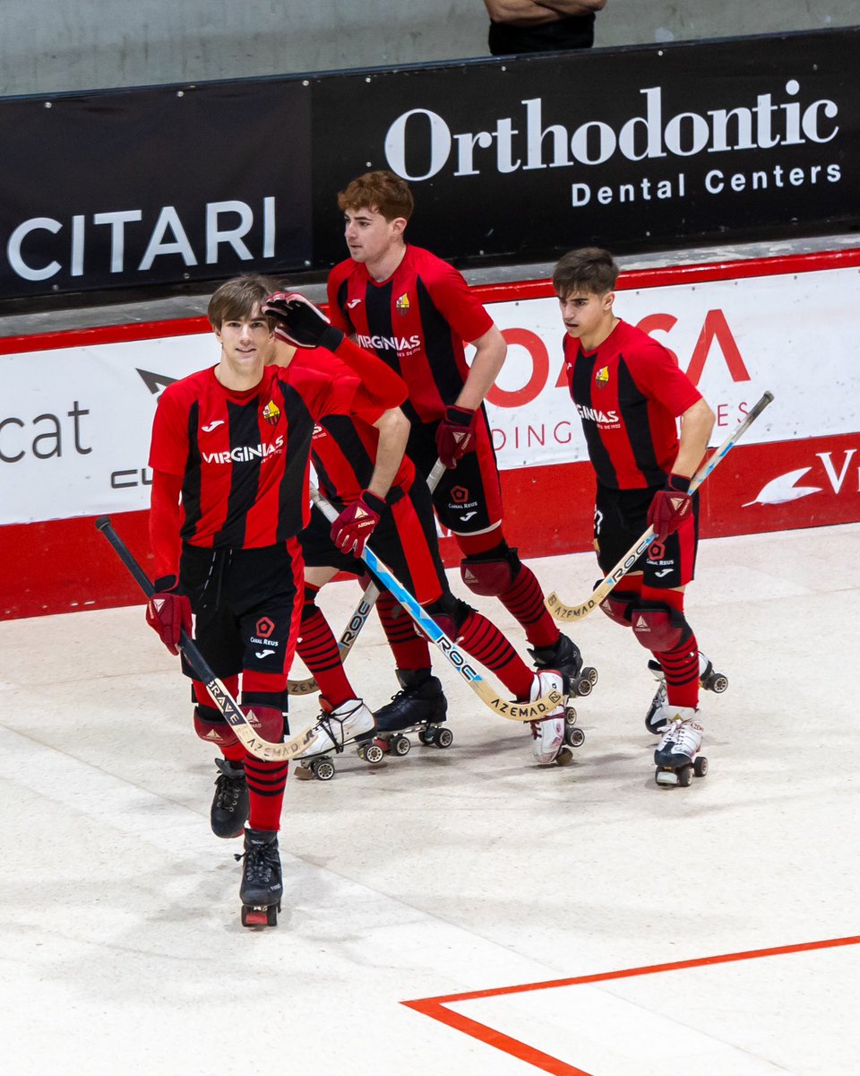 ReusDeportiu's tweet photo. 𝐕𝐢𝐜𝐭𝐨̀𝐫𝐢𝐚 𝐝𝐞 𝐋𝐈́𝐃𝐄𝐑! 🔝🔥 (6-3)

Solvent victòria del Reus Deportiu Virginias B davant un dels millors equips de la categoria, l’Adiss Hockey Rivas.

🔜 El triomf permet als de Markus Feldhoff i Albert Casanovas escalar fins la primera posició de la taula. https://t.co/ou5EpA8FFd