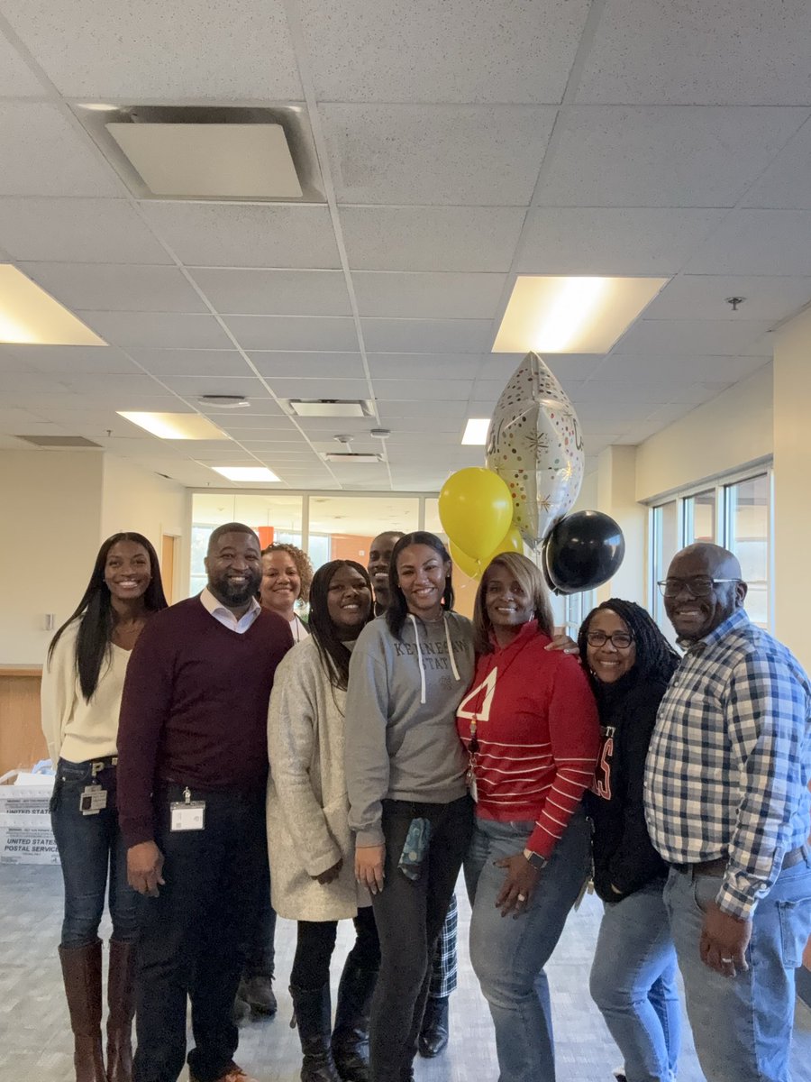 Congratulations Ms. Graves on earning her Specialist degree! We are proud of you! You earned your degree while simultaneously leading  leading efforts to support strengthening teaching and learning. You exemplify Royal Lion PRIDE! #JLIACommunity <a href="/forrest_taylor1/">Forrest Taylor</a> <a href="/JLewisInvictus/">JLewisInvictus</a>