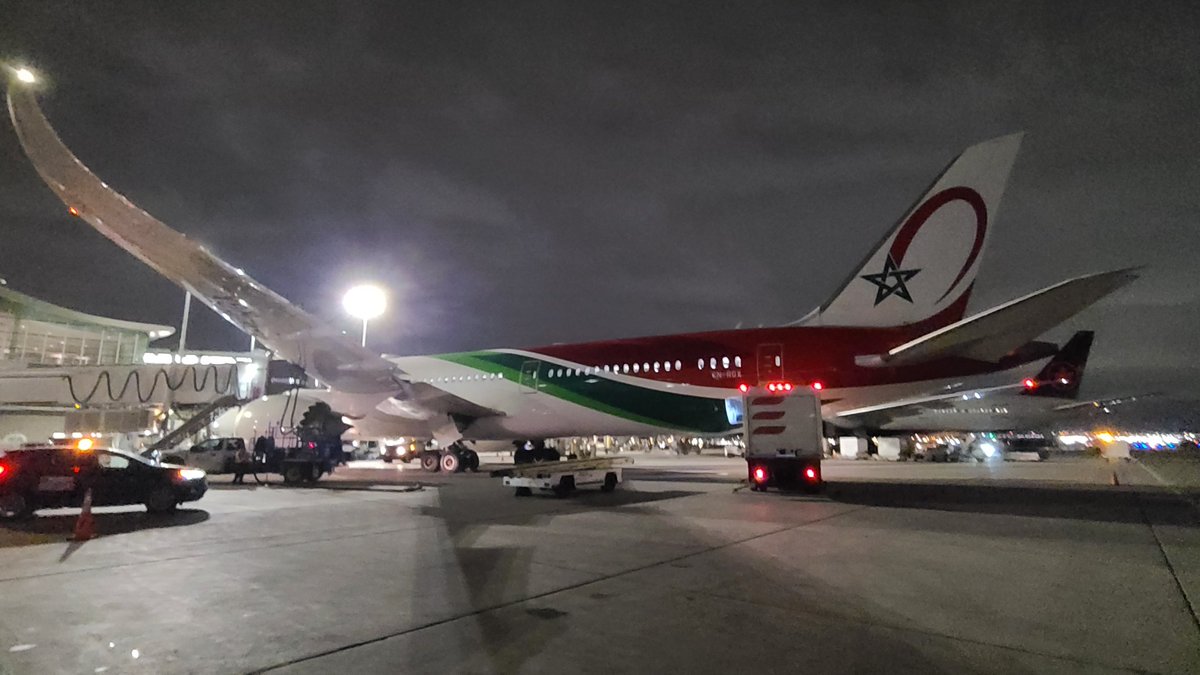 Deltafox007's tweet photo. Royal Air Maroc Boeing 787-9 Dreamliner at YYZ #AlliedAviation #RAM_Maroc #Dreamliner #TorontoPearson https://t.co/9izW4SBwUc