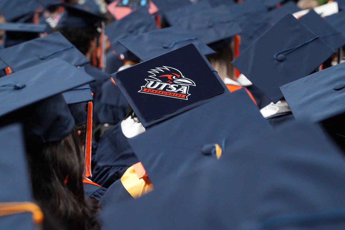 UTSA's tweet image. In case you forgot who we represent.

🗣️U-T…S-A!!!

#UTSA #UTSAGrad24 #NowAndForever