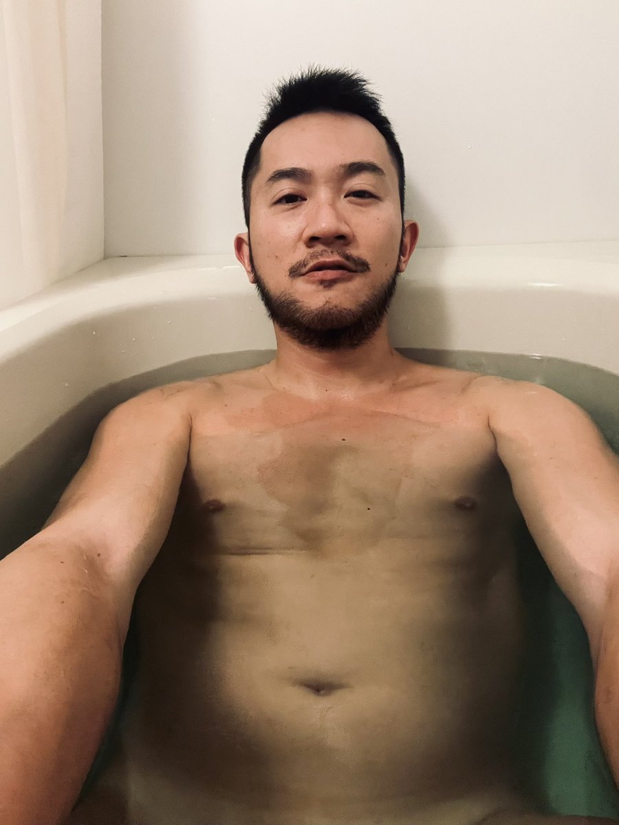 yogo (@ckboy4090) on Twitter photo 