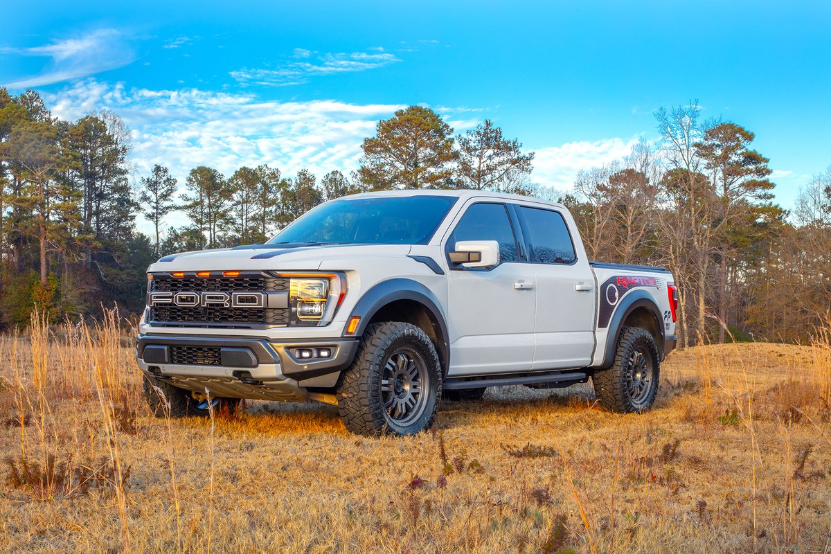 The heat this Raptor is putting off 🔥 🔥 
#409Inferno

#VisionWheel #WeAreVisionWheel #JoinTheVision