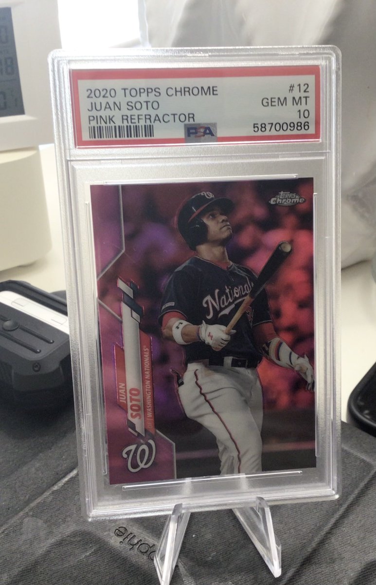 du47222292's tweet photo. Latest giveaway! You know the routine…

Like  -  Follow  -  Repost

Winner  announced Monday.  Good luck! https://t.co/VndANrKM3k