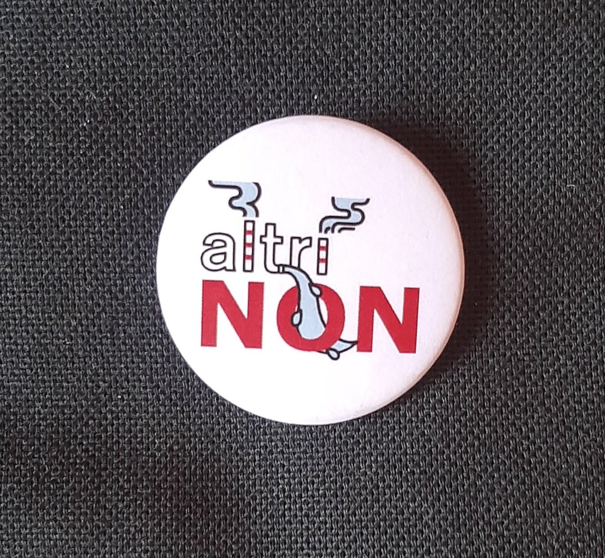 Por si alguén aínda NON se enterou, mañá o sentimento deste país será unánime, e berrarase con forza, alto e claro: 
#AltriNON 
#ManiObradoiro15D 
#NonImosCalar
<a href="/UlloaViva/">Plataforma Ulloa Viva</a> 
<a href="/Altri_non/">Altri NON (enfurecido!)</a>