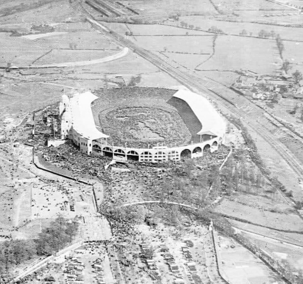 SUPERB FOOTY PICS tweet media