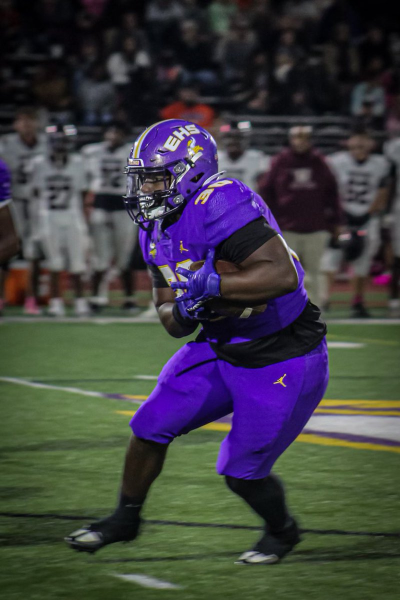 Congratulations to #30 AJ Anderson on being selected to the Region 1 AAAA ALL Region Team as a Defensive Lineman! #SoundTheHorn