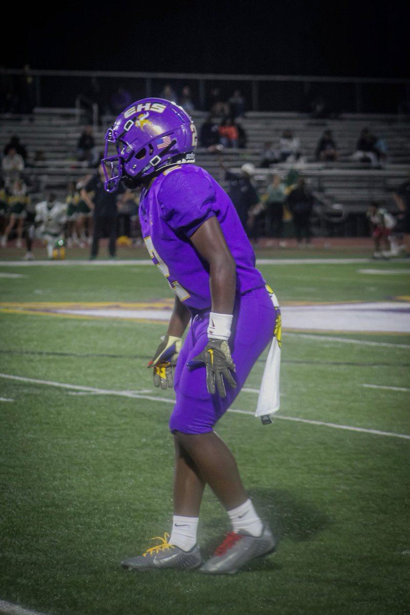 Congratulations to #2 Karson Wright on being selected to the Region 1 AAAA All Region Team as a Defensive Back! #SoundTheHorn