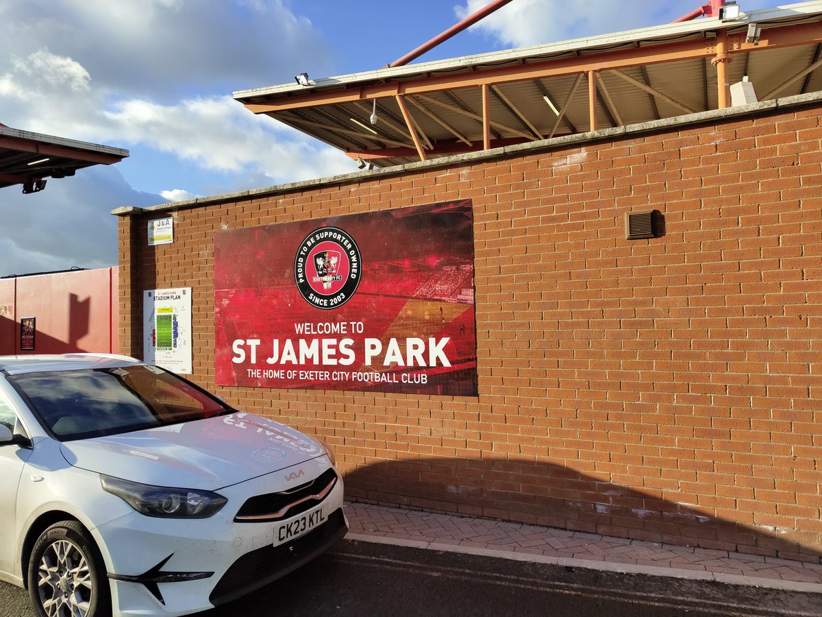 attmay95's tweet photo. Damn.. wrong St James Park... https://t.co/eOqmbYjggD