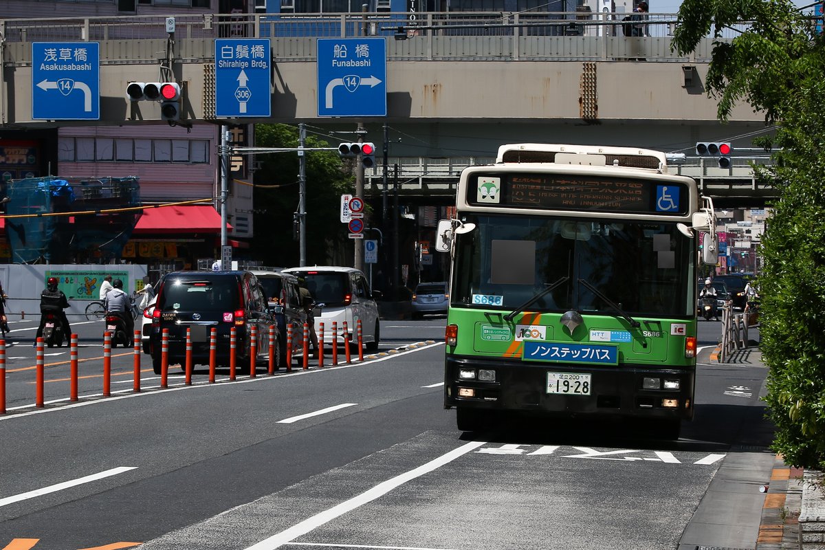 oojima_bus's tweet photo. L-S682、L-S686が除籍との事で。これで江東営業所からも西工が消滅することに
西工天国だった江東から西工が消えるのは寂しいですね。お疲れ様でした。 https://t.co/MSFw9IjiaE