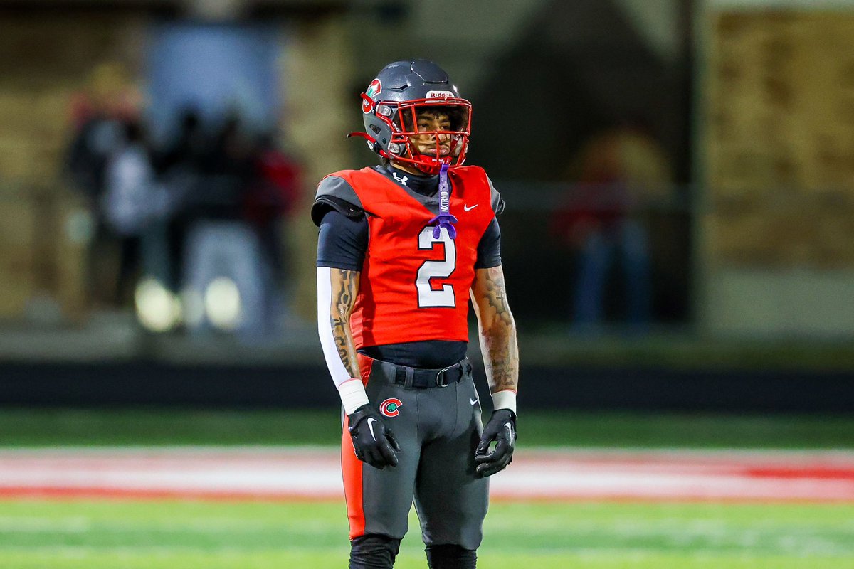 hudl.com/v/2RGNs2
Full season highlights