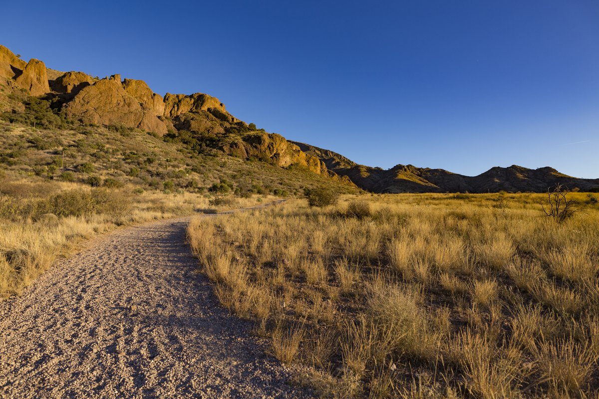 USDA_ARS's tweet image. Water Adaptation Technique Atlas - Developed by ARS &amp;amp; partners from the Southwest Climate Hub, this tool helps combat water scarcity in the SW U.S. Explore innovative adaptation methods through interactive maps &amp;amp; case studies. More: loom.ly/otSlSwQ #ScientificDiscoveries